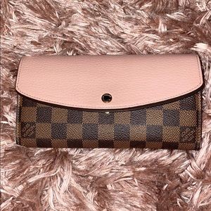 lv long wallet